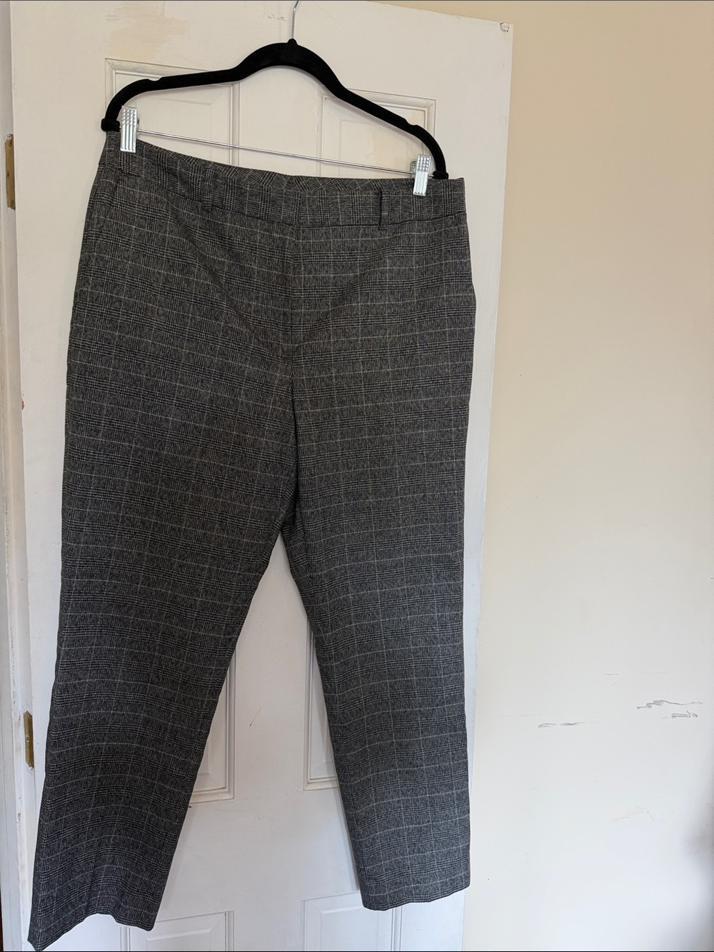 DKNYC Charcoal Windowpane Cropped Ankle Pants
